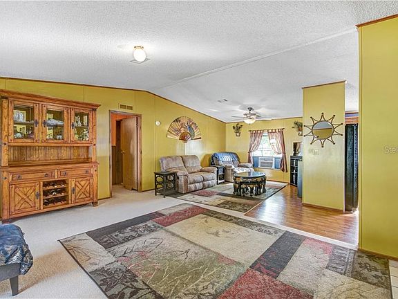 5th image of 553 Sunrise Blvd