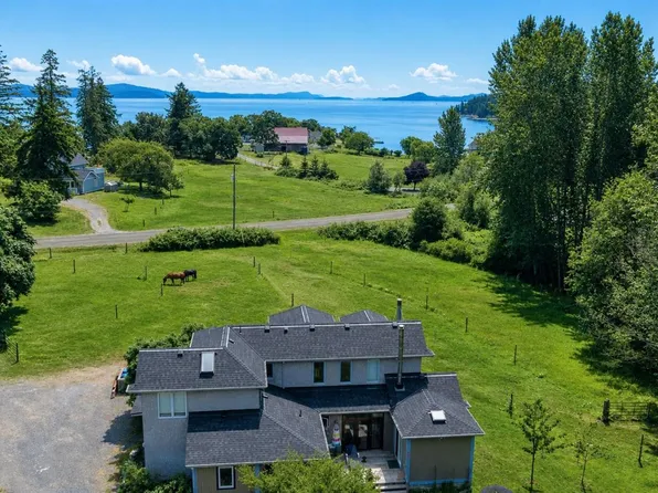 2035 Pace Rd, Nanaimo, BC V9X 1N8
