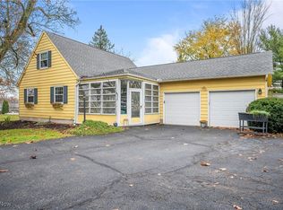 958 Wadsworth Rd, Medina, OH 44256