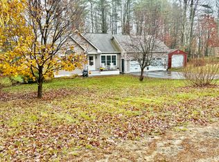 26 Whispering Pines Ln, Monmouth, ME 04259