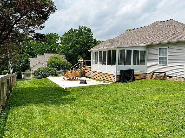 1726 Shetland Ln — Photo 5