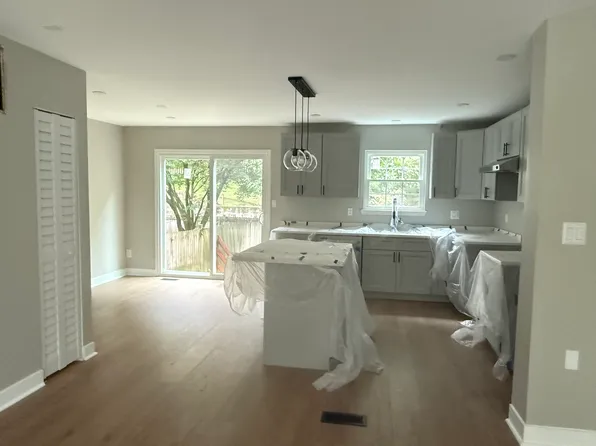 1208 Knoll Mist Ln, Gaithersburg, MD 20879