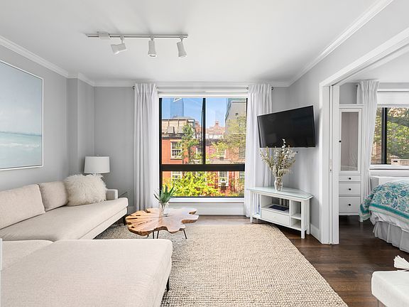 2nd image of 445 W 19th St APT 4H