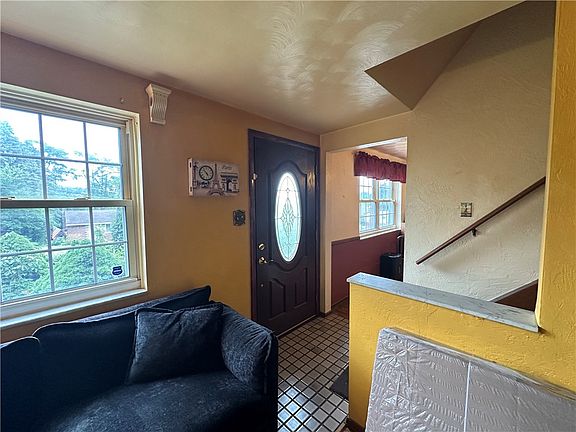 3rd image of 137 Macek Dr