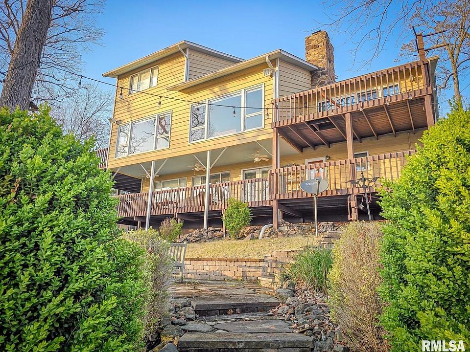 1st image of 1065 Lakeshore Dr S