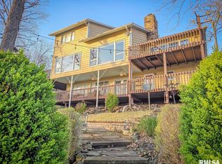1065 Lakeshore Dr S, Goreville, IL 62939