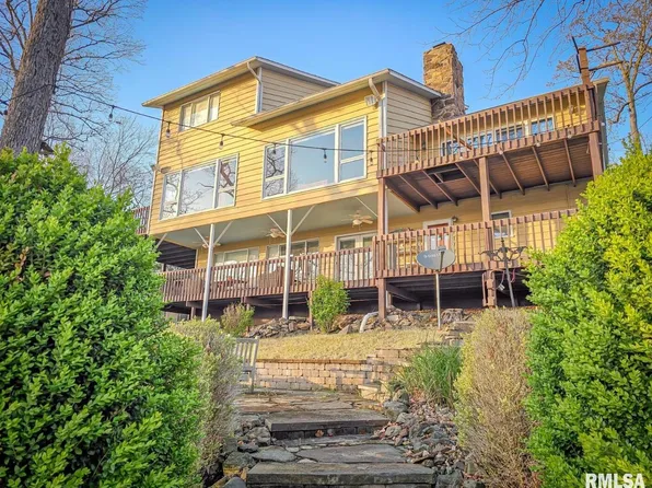 1065 Lakeshore Dr S, Goreville, IL 62939