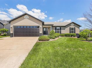 103 Fleur De Lis Dr, Wentzville, MO