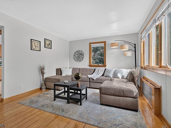 2nd image of 4 Howard Ave