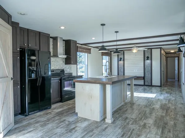 2701 East Main Street #37, Reedsburg, WI 53959