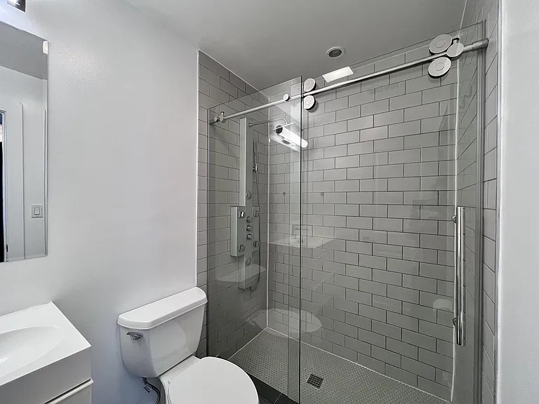 340 Adams St NE #302 — Photo 27