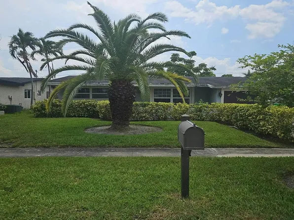2611 NW 87th Ln, Sunrise, FL 33322