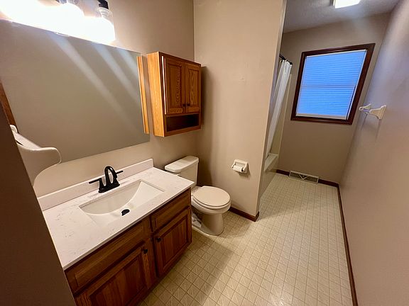 2nd image of 389 N Kaser Dr