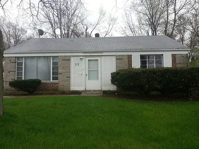 213 Indianwood Blvd photo 1