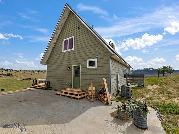 3rd image of 213 Shining Mountains Loop Rd
