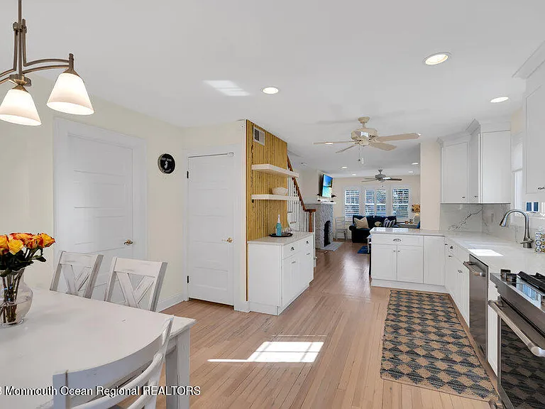 303 B St — Photo 22