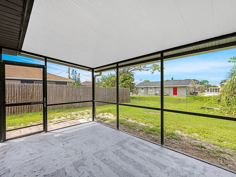 4392 Pine Lake Rd — Photo 4