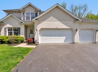 16327 S Lexington Dr, Plainfield, IL