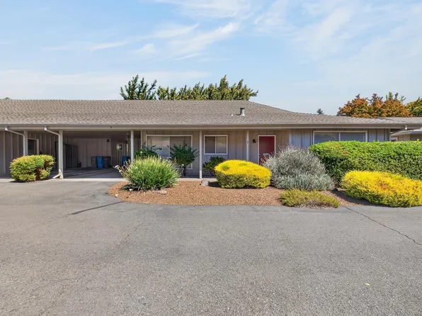 2 Valley Green Street, Santa Rosa, CA 95409