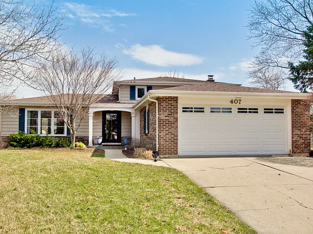 407 Sandy Ln photo 1
