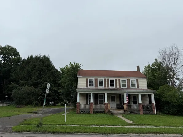 76 Broad St #4, Morris, NY 13808