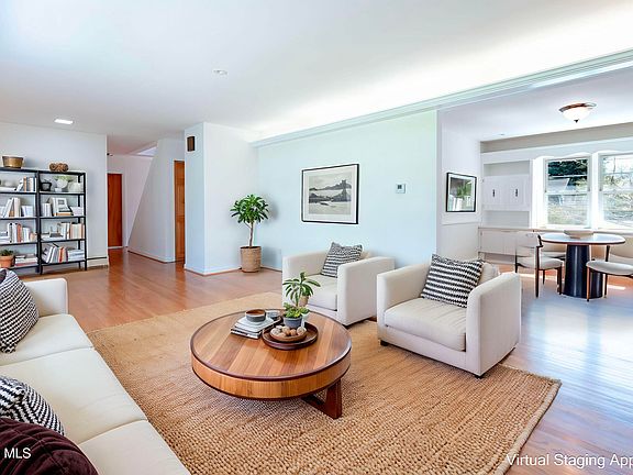 4th image of 1258 Hawthorn Road