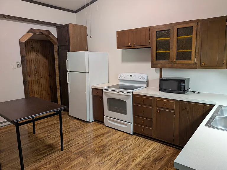 320 S Main St #5 — Photo 7