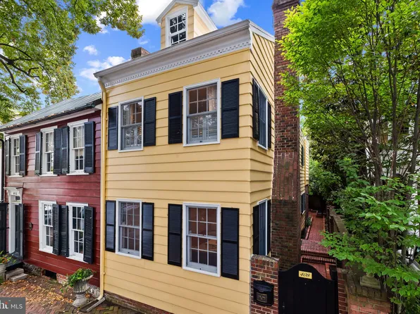 408 Wolfe St, Alexandria, VA 22314