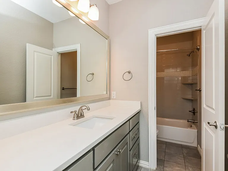 413 Blue Star Ct — Photo 15