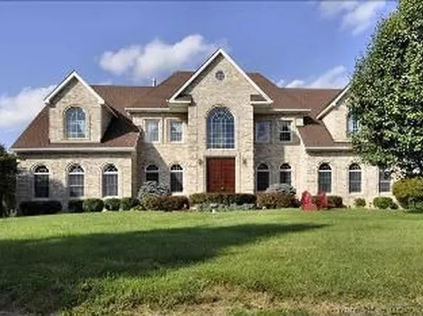 15125 Grey Pebble Dr, Germantown, MD 20874
