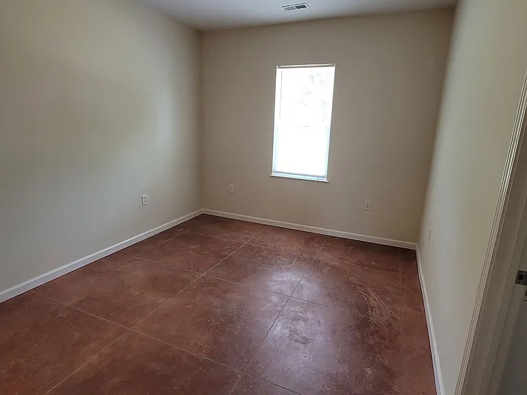 767 Maryland St — Photo 14