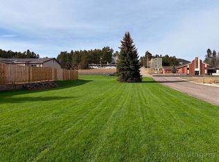 418 Harney St, Custer, SD 57730