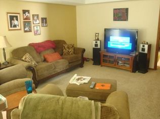 15941 Hyland Pointe Ct, Apple Valley, MN 55124