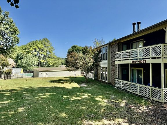 2nd image of 5051 Seven Pine Cir