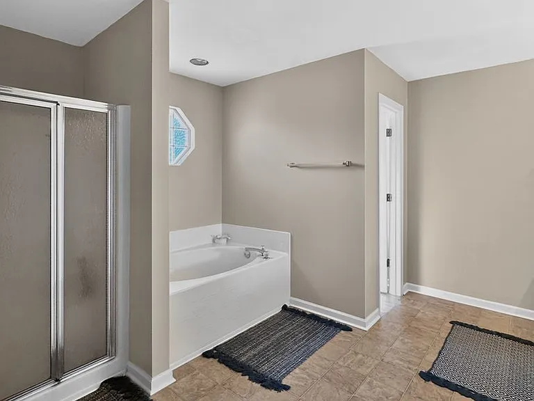 95 Shawn Ct — Photo 12