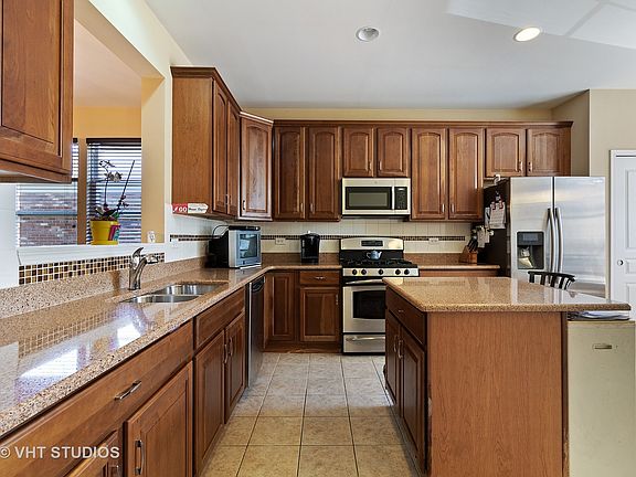 5th image of 9252 Dunmore Dr