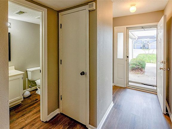 5th image of 5714 NW Sunrise Meadow Cir