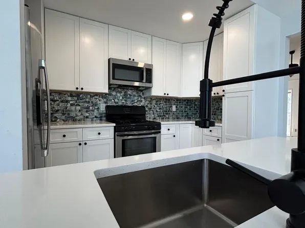 11803 Charing Cross Rd, Austin, TX 78759