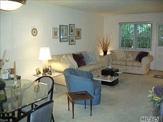 1st image of 12 Harbour Ln APT 9A