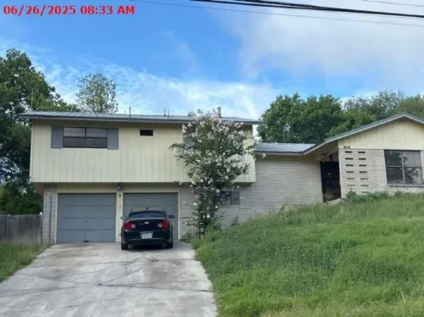 606 Barchester Dr, San Antonio, TX 78216
