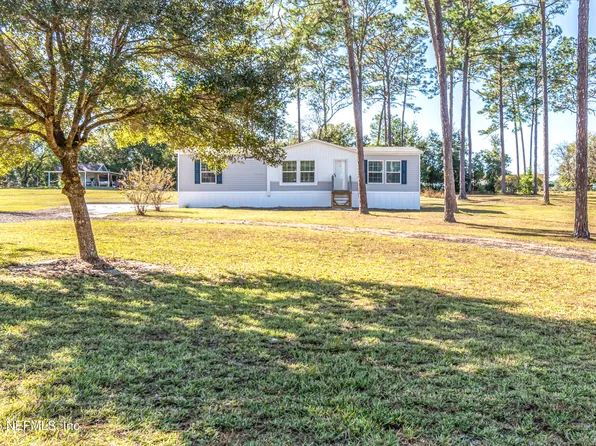 11648 E CONFEDERATE Drive, Glen St. Mary, FL 32040