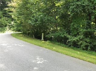 71 View Ridge Pkwy #30, Leicester, NC 28748