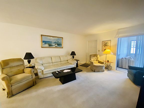 3rd image of 54 Stratford D #D
