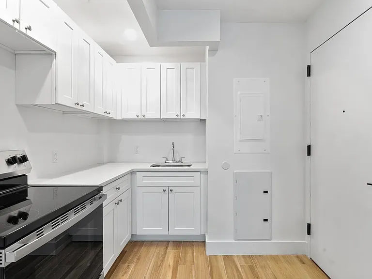 217 W 123rd St #8B — Photo 6