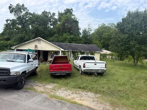 5661 Alice Dr, Theodore, AL 36582