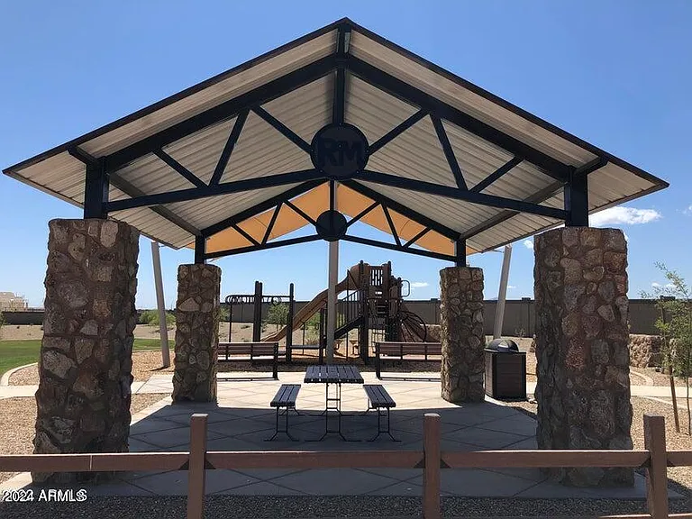 14049 W Desert Hollow Dr — Photo 49