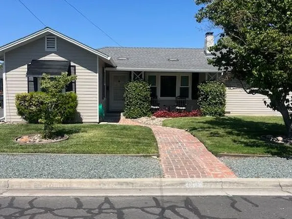 505 Laurel Ave, Oakdale, CA 95361