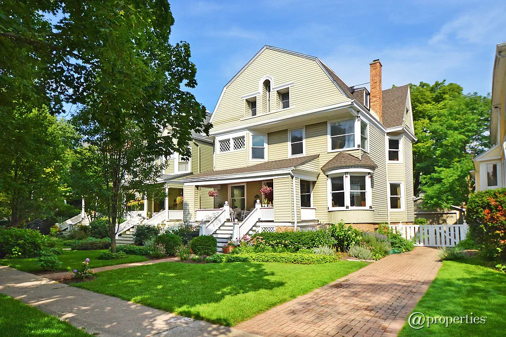 1207 Judson Ave photo 1