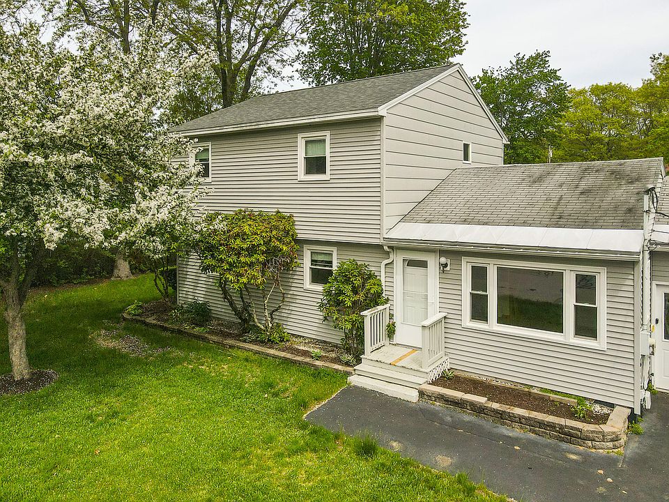1st image of 92 Farview Drive