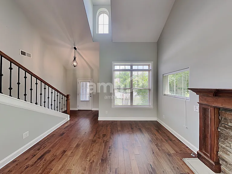 975 Legacy Park Rd — Photo 5